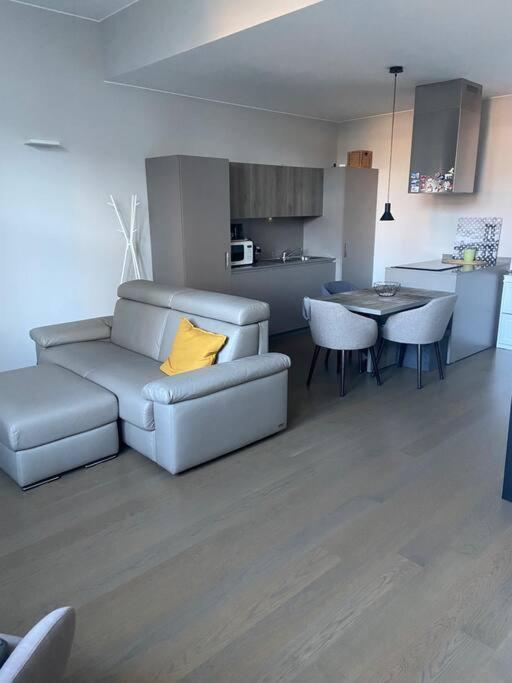 Bilocale - Smart Working Apartment มิลาน ภายนอก รูปภาพ